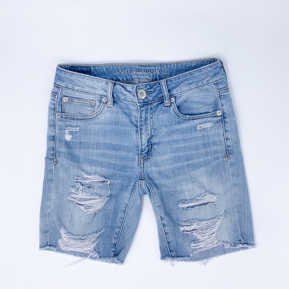 American eagle Bermuda’s - Picture 1 of 6